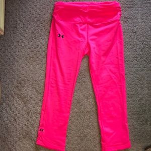 Under Armour cropped pants